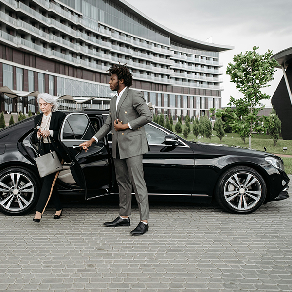 monthly personal driver dubai